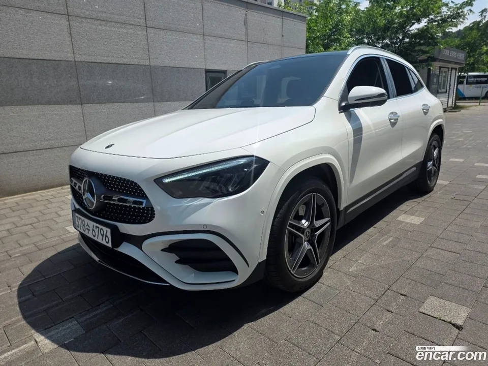 Mercedes-Benz GLA-Class GLA250 4MATIC 2025 — фото 1, купить с доставкой в Москву