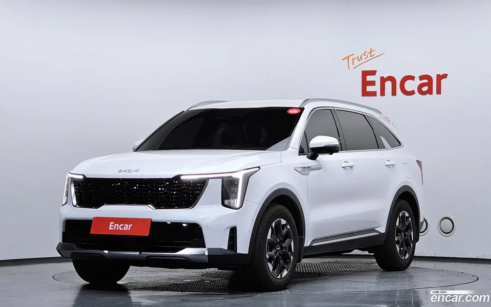 Kia Sorento 2.5T 2WD 2025 — фото 1, купить с доставкой в Москву