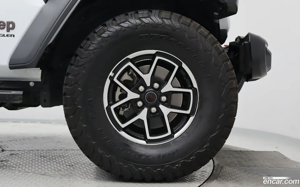 Jeep Wrangler 2.0 4 2024 — миниатюра 2