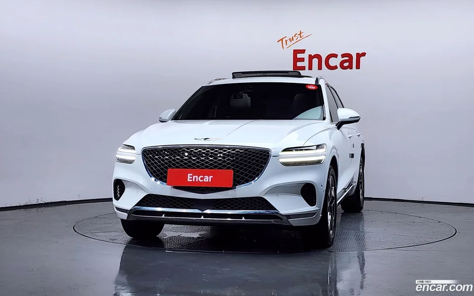 Genesis GV70 2.5T 2WD 2023 — миниатюра 3
