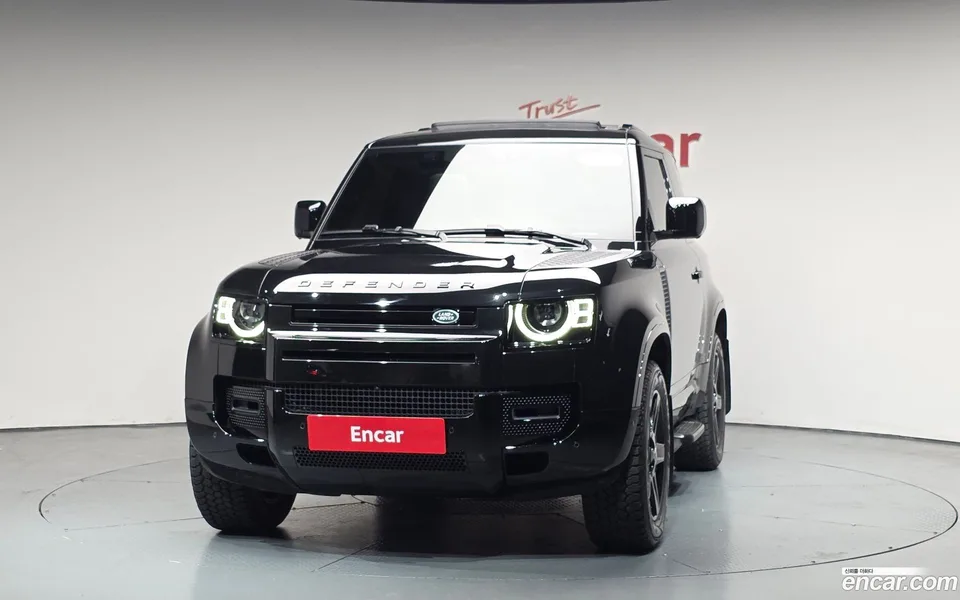 Land Rover Defender 90 D250 X- SE 2025 — миниатюра 3