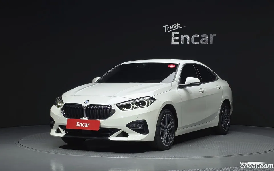 BMW 2 Series Gran Coupe 220i 2023 — фото 1, купить с доставкой в Москву