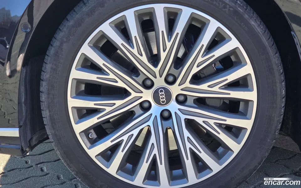 Audi A8 55 TFSI LWB 2022 — миниатюра 2