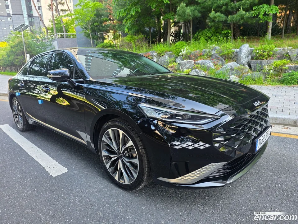 Kia K8 2.5 2WD 2023 — фото 1, купить с доставкой в Москву