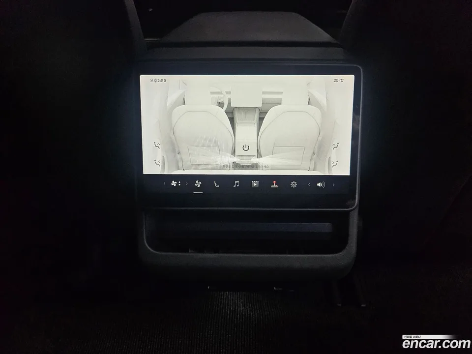 Tesla Model 3 RWD 2025 — миниатюра 2