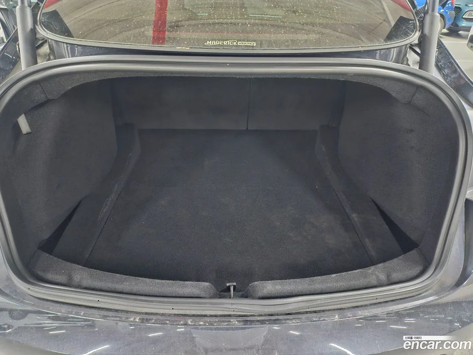 Tesla Model 3 RWD 2025 — фото 1, купить с доставкой в Москву