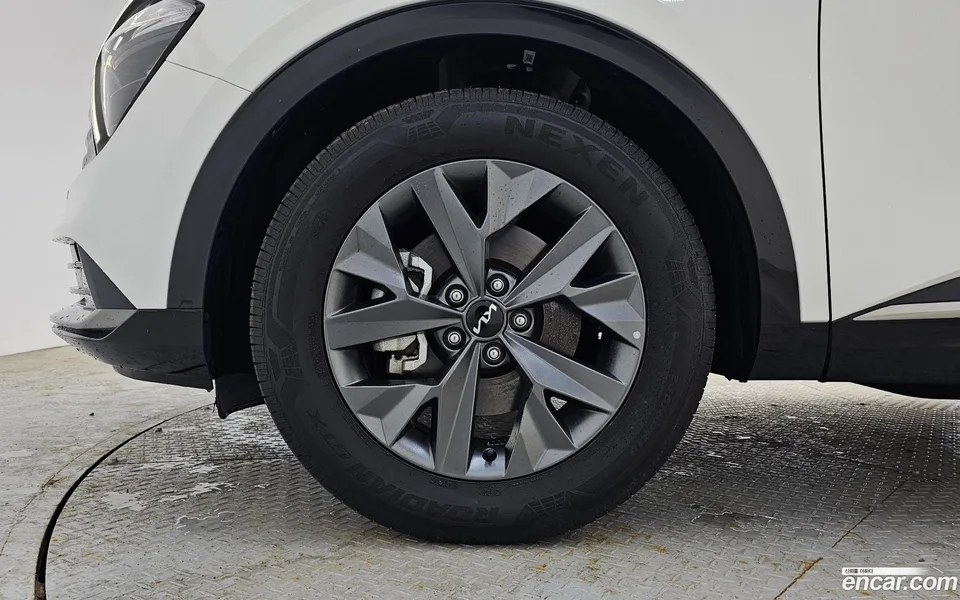 Kia Sportage 1.6 2WD 2022 — миниатюра 5