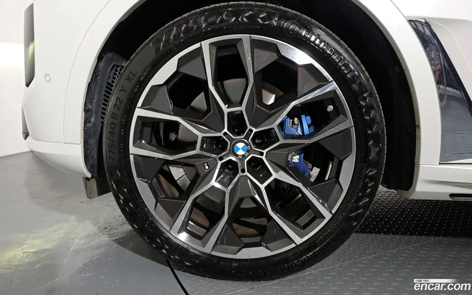 BMW X7 xDrive 40i M 6 2024 — миниатюра 2
