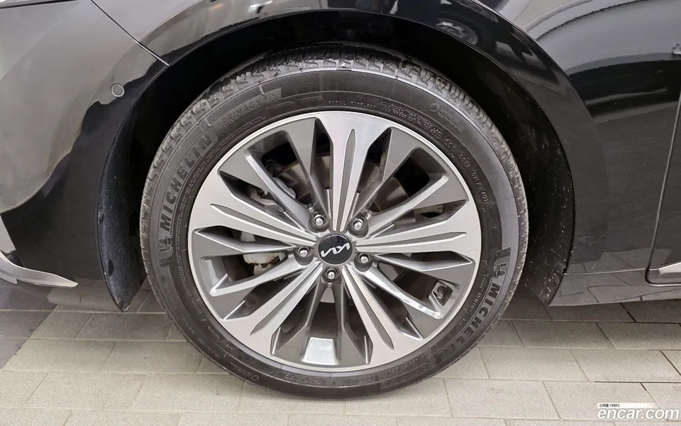 Kia K8 Hybrid 2023 — миниатюра 2