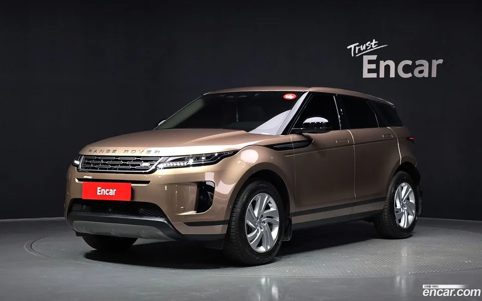 Land Rover Range Rover Evoque P250 S 2025 — фото 1, купить с доставкой в Москву