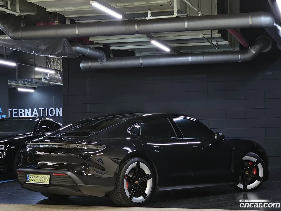 Porsche Taycan 4S 2025 — миниатюра 2