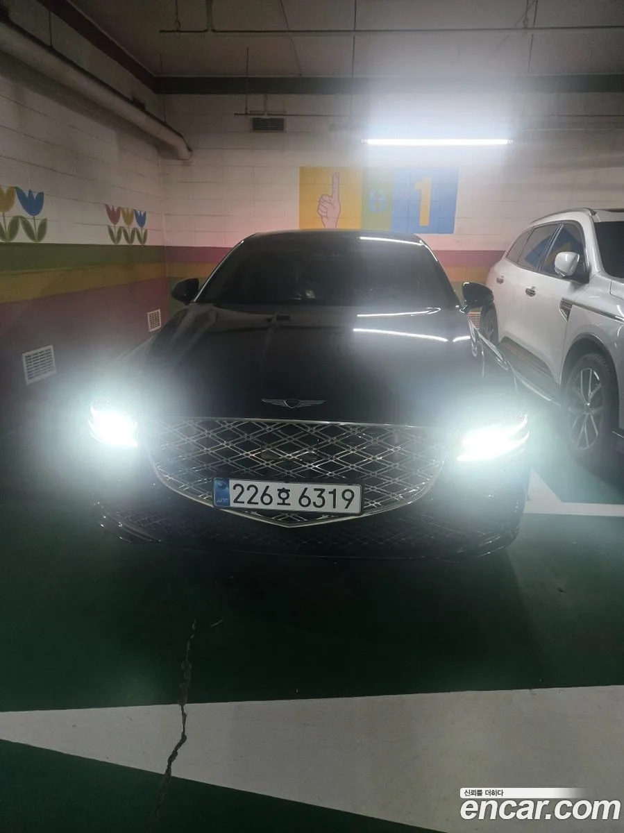 Genesis G80 2.5 AWD 2026 — фото 1, купить с доставкой в Москву
