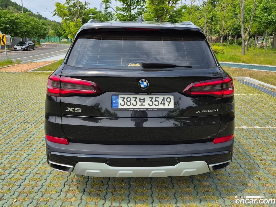 BMW X5 xDrive 30d xLine 2022 — миниатюра 3