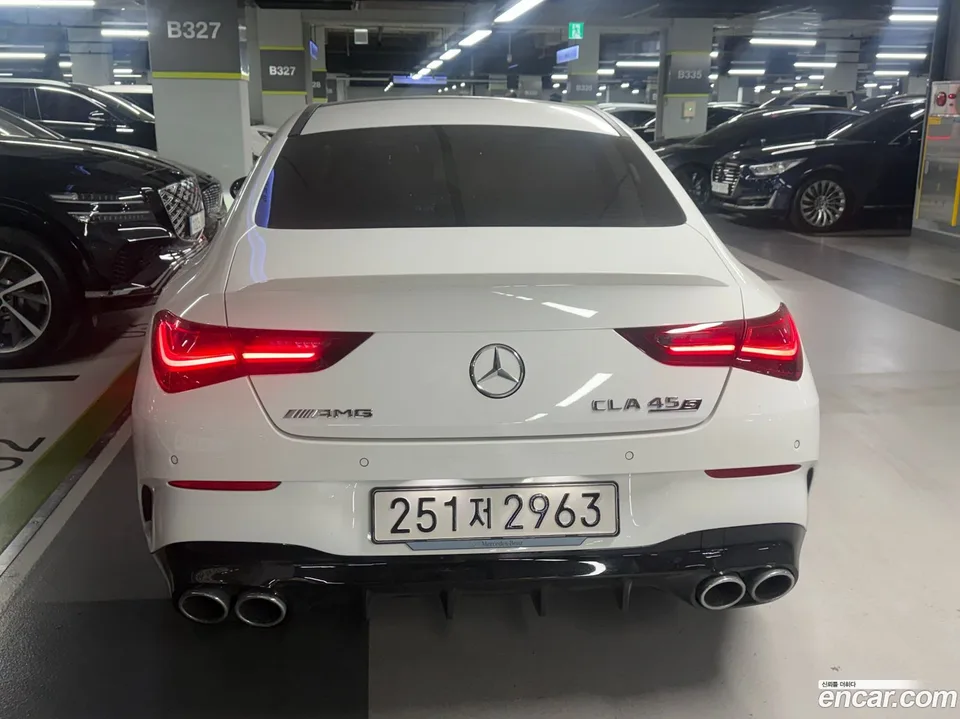 Mercedes-Benz CLA-Class AMG CLA 45 S 4MATIC+ 2025 — миниатюра 3