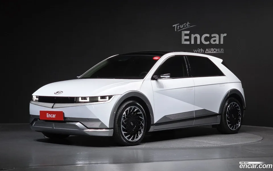 Hyundai Ioniq 5 AWD 2022 — фото 1, купить с доставкой в Москву