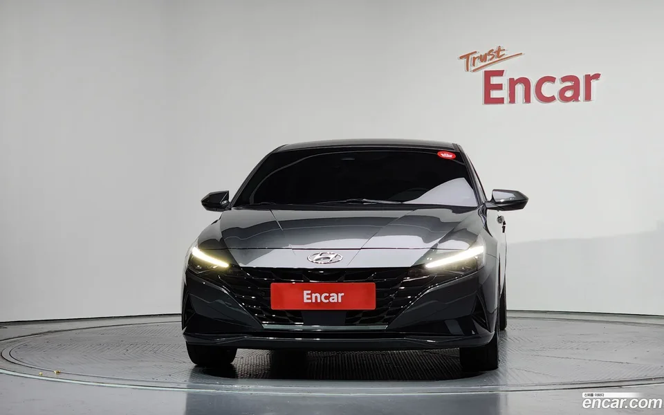 Hyundai Avante Hybrid 2022 — миниатюра 3