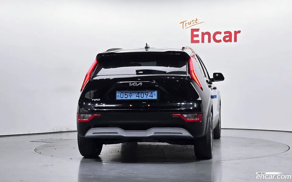Kia Niro EV 2023 — миниатюра 3