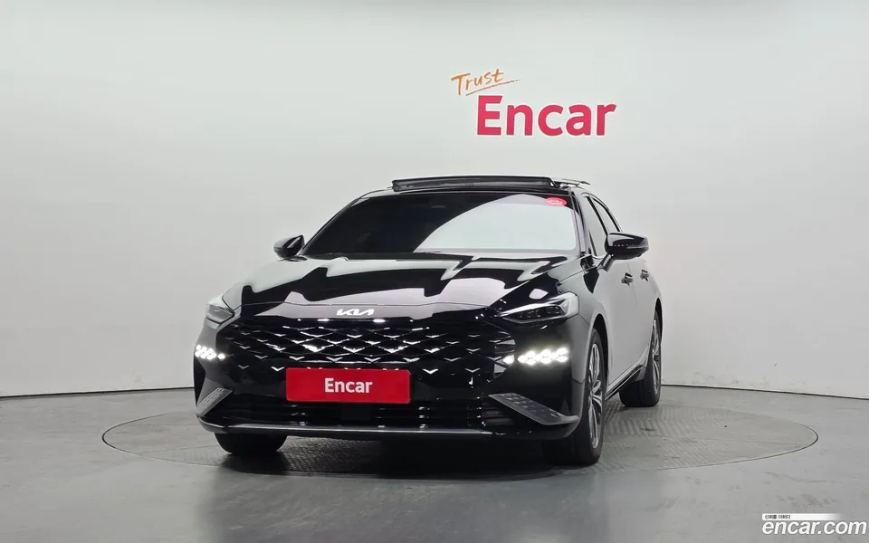 Kia K8 Hybrid 2023 — миниатюра 3