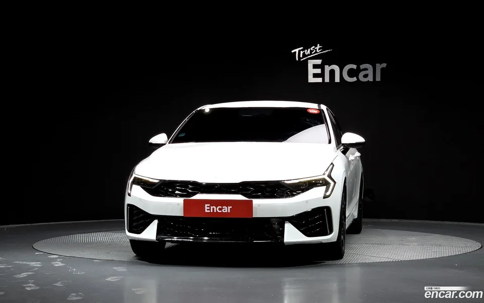 Kia K5 Hybrid 2023 — миниатюра 3