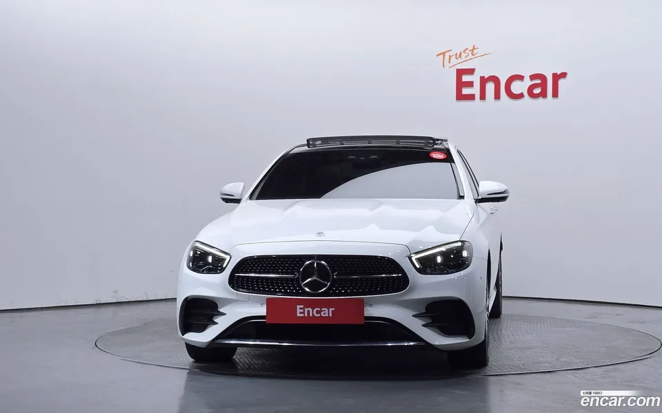 Mercedes-Benz E-Class E350 4MATIC AMG Line 2022 — миниатюра 3