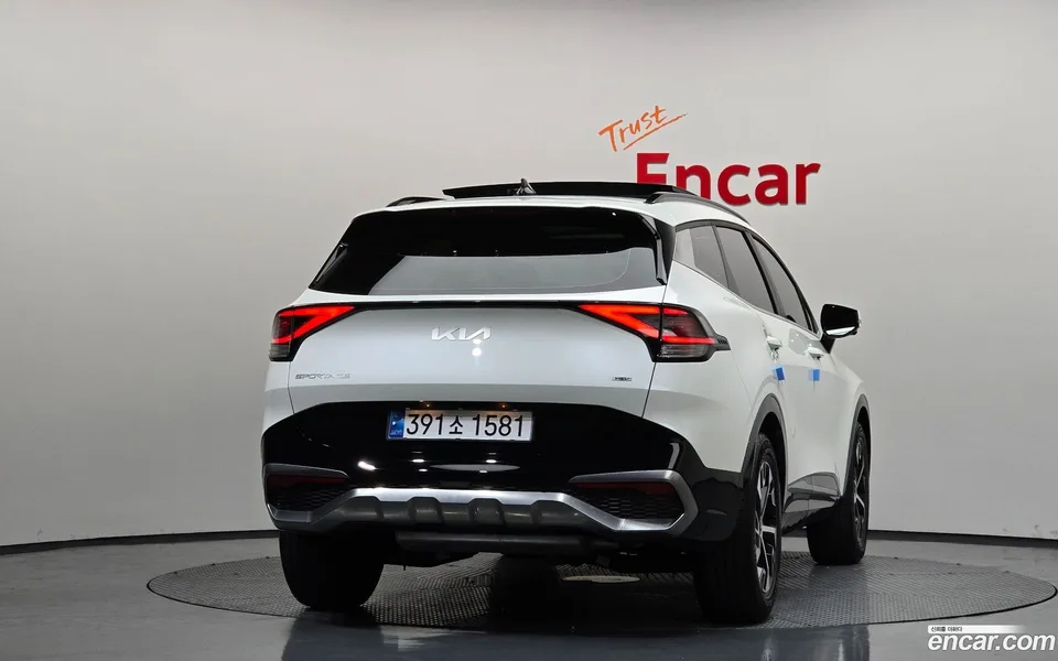 Kia Sportage Hybrid 2WD 2022 — миниатюра 4