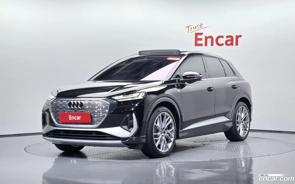 Audi Q4 e-tron 45 2024 — фото 1, купить с доставкой в Москву