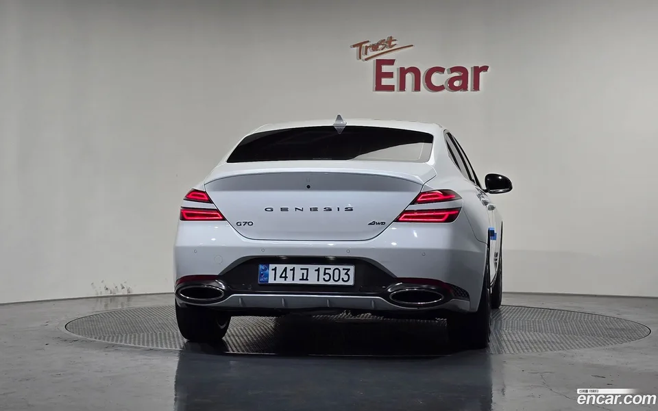 Genesis G70 2.5T 4WD 2023 — миниатюра 4