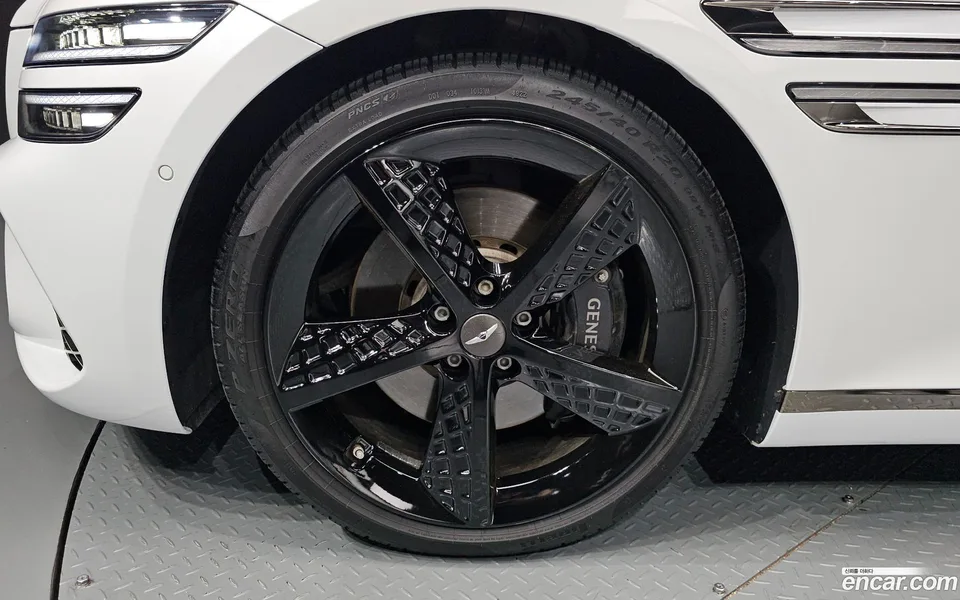 Genesis G80 2.5 2WD 2022 — миниатюра 2