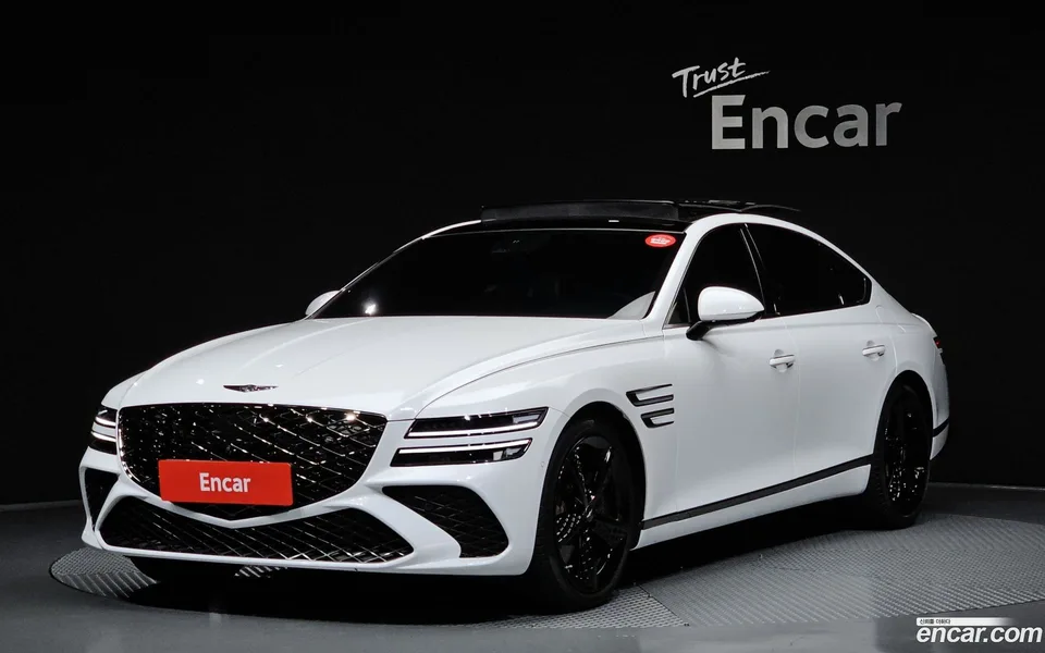 Genesis G80 2.5 2WD 2022 — фото 1, купить с доставкой в Москву