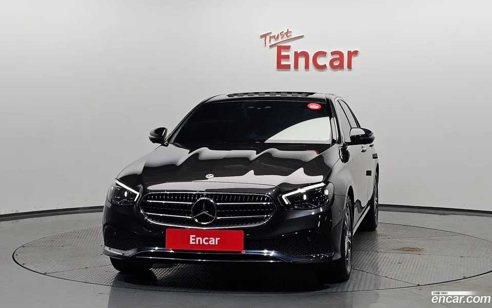 Mercedes-Benz E-Class E350 4MATIC 2022 — миниатюра 3