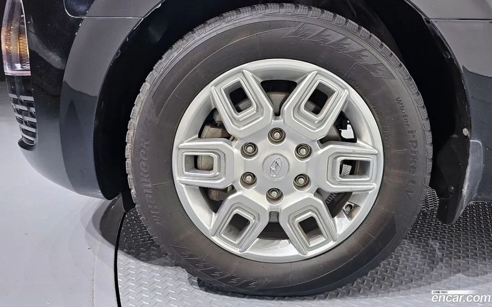 Hyundai Staria 4WD 11 2023 — миниатюра 5