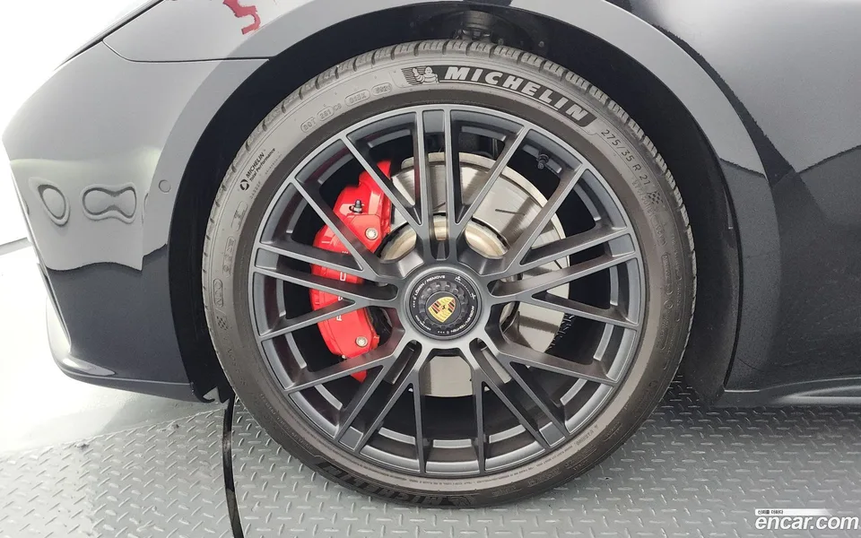 Porsche Panamera (976) 4.0 GTS 2025 — миниатюра 5