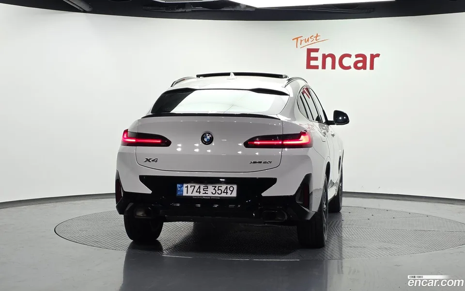 BMW X4 xDrive20i M 2024 — миниатюра 4