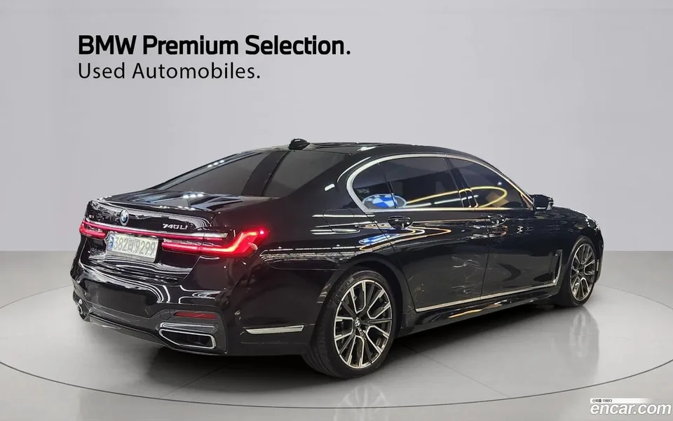 BMW 7 Series 740Li xDrive M 2022 — миниатюра 2