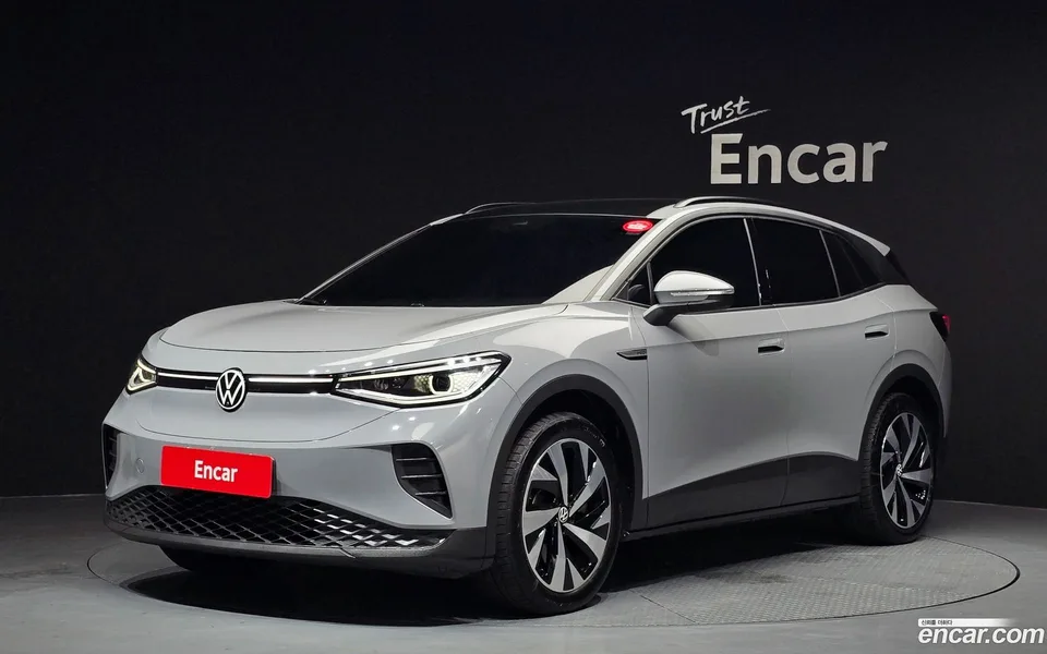 Volkswagen ID.4 2023 — фото 1, купить с доставкой в Москву