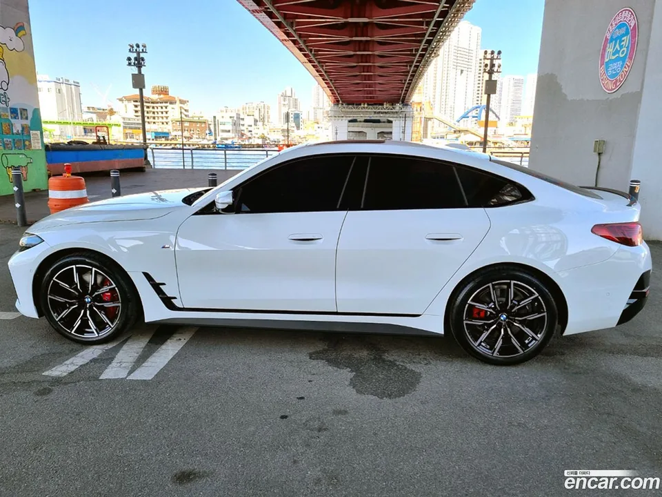 BMW 4 Series 420i M 2025 — миниатюра 3