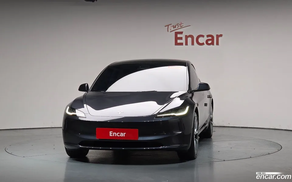 Tesla Model 3 RWD 2025 — миниатюра 3