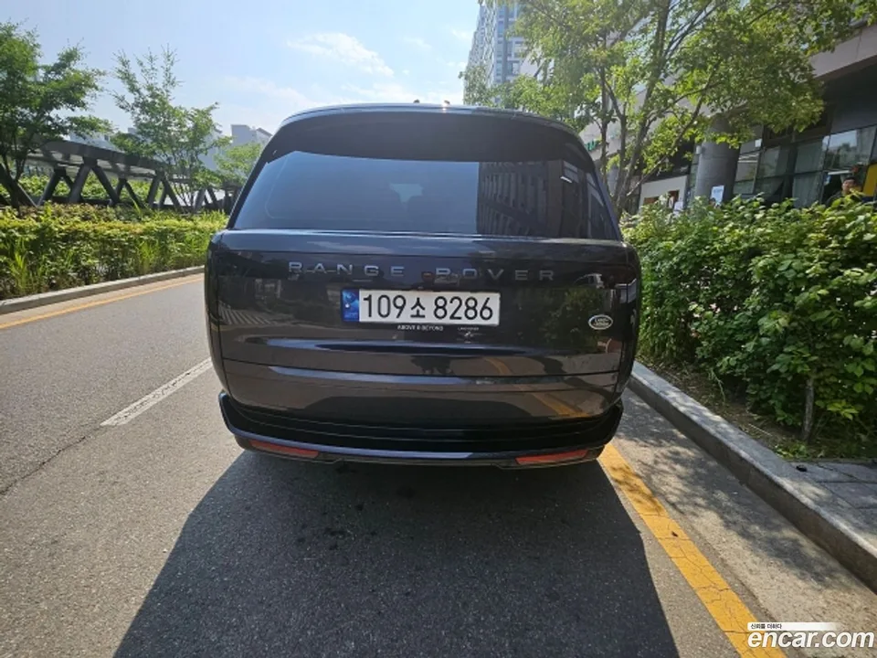 Land Rover Range Rover P530 AB LWB 2023 — миниатюра 5
