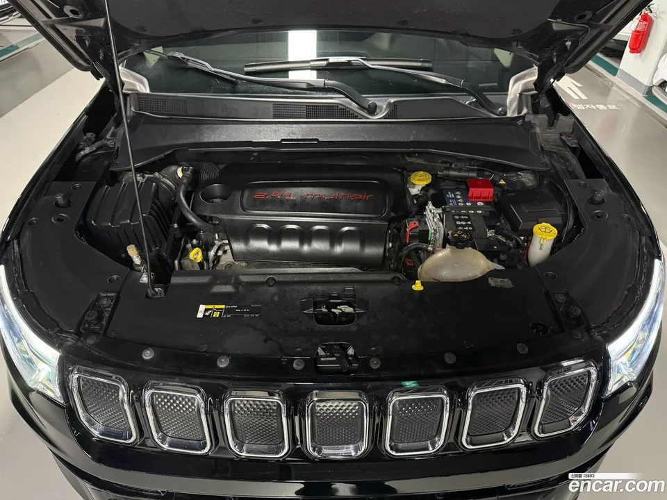 Jeep Compass 2.4 AWD 2022 — миниатюра 5
