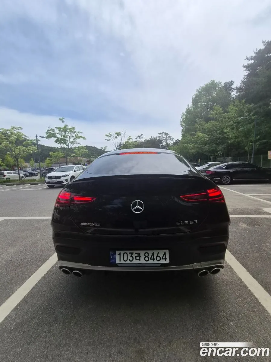 Mercedes-Benz GLE-Class AMG GLE53 4MATIC+ 2026 — фото 1, купить с доставкой в Москву