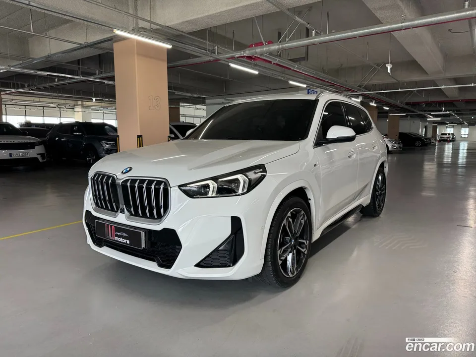 BMW X1 sDrive 18d M 2024 — фото 1, купить с доставкой в Москву