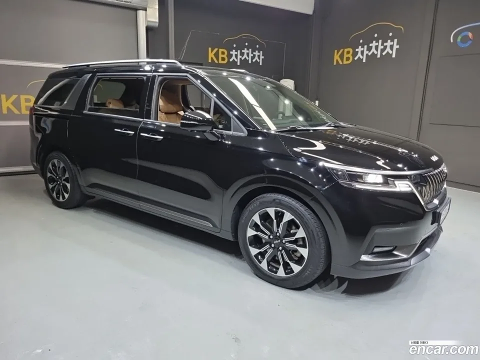 Kia Carnival 9 2022 — миниатюра 2