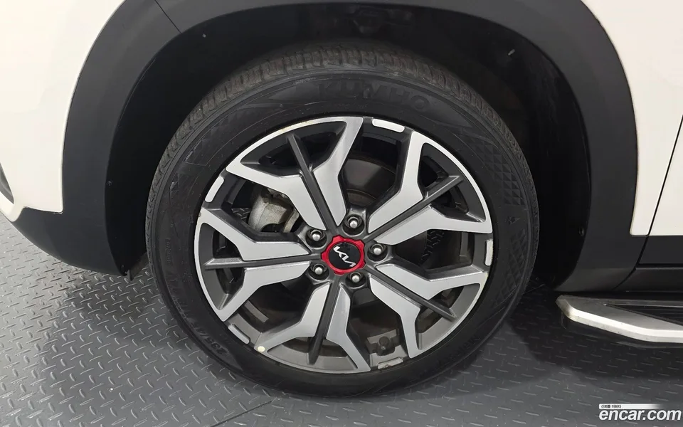 Kia Seltos 1.6 2WD 2022 — миниатюра 2