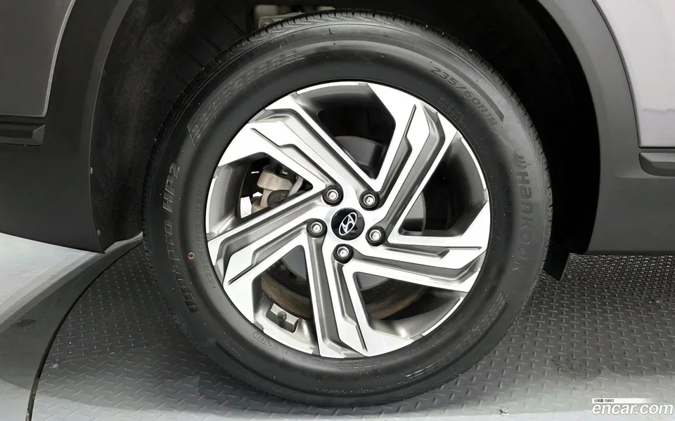 Hyundai SantaFe 2.2 2WD 2022 — миниатюра 2