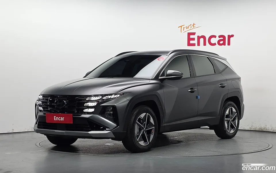 Hyundai Tucson NX4 1.6 2WD 2025 — фото 1, купить с доставкой в Москву