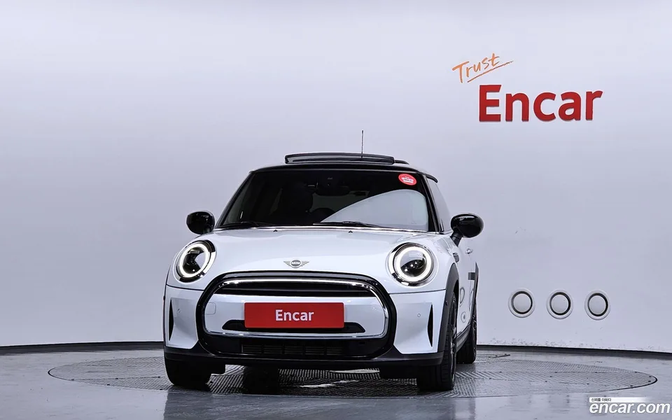 MINI Cooper 2023 — миниатюра 3