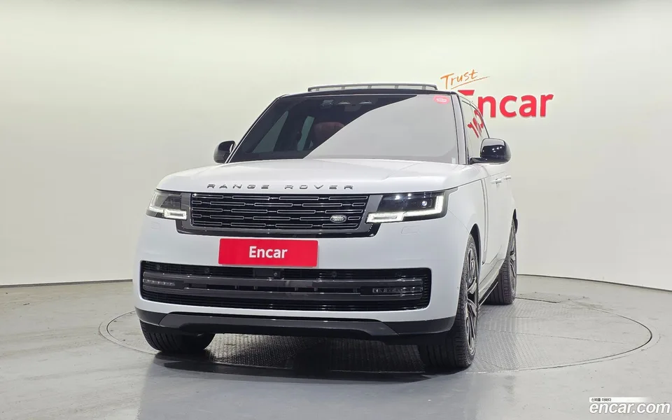Land Rover Range Rover P550E AB 2025 — миниатюра 3
