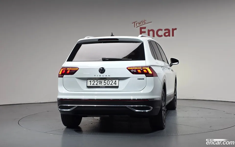 Volkswagen Tiguan 2.0 TDI 4 2022 — миниатюра 4