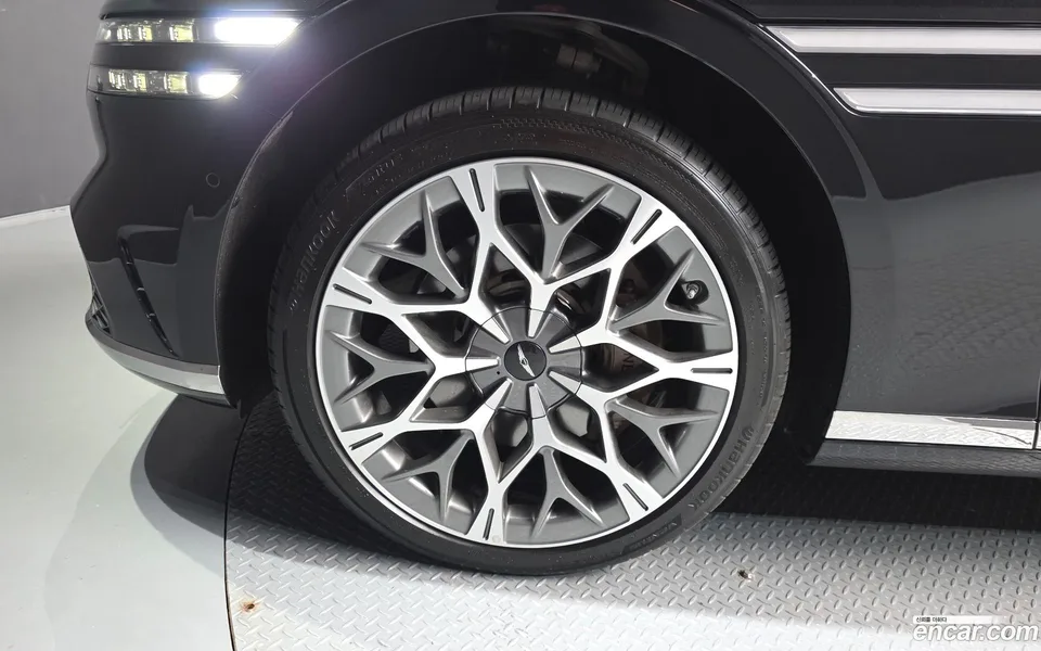 Genesis G90 3.5 e-S/C AWD 2023 — миниатюра 2