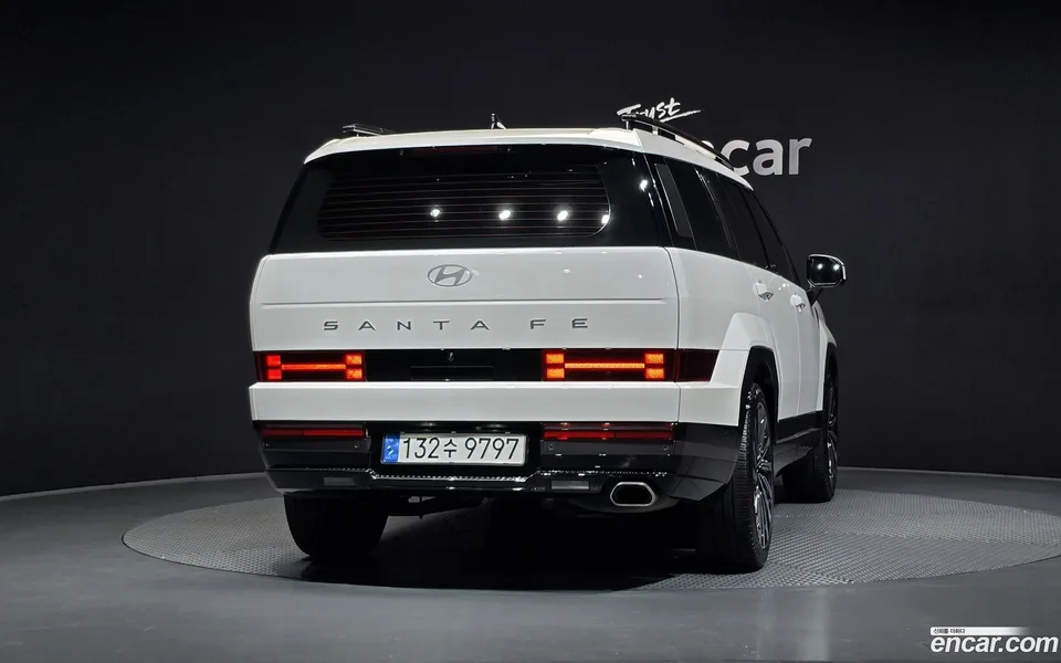 Hyundai SantaFe 2.5T 2WD 2023 — миниатюра 4